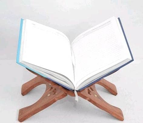 Santarms Handmade Wooden Foldable Geeta Stand: an Elegant and Versatile Holy Book Holder – 13 Inch, Brown