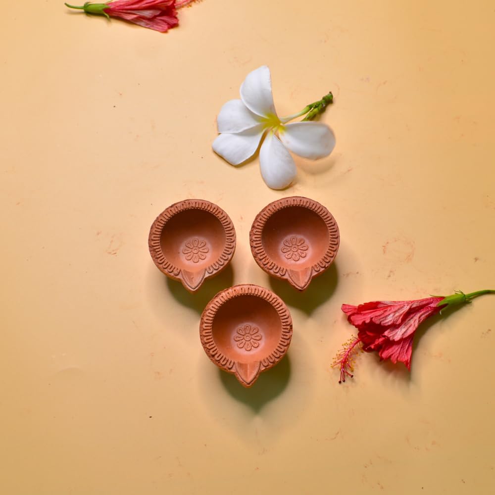 Santarms Mitti Diya for Diwali Decor for Pooja, Home Decoration & Gifts Diya for Home Diwali Festival Decoration, Diya for Laxmi Poojan Diya for Puja | Designer Diye | Mitti Ke Deepak Pair of 1