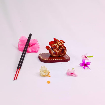 Santarms Om Agarbatti Stand | Wooden Incense Stick Holder for Pooja and Home Mandir Décor | Beautiful Wooden Incense Stick Holder | Pooja Essentials, Pack of 1
