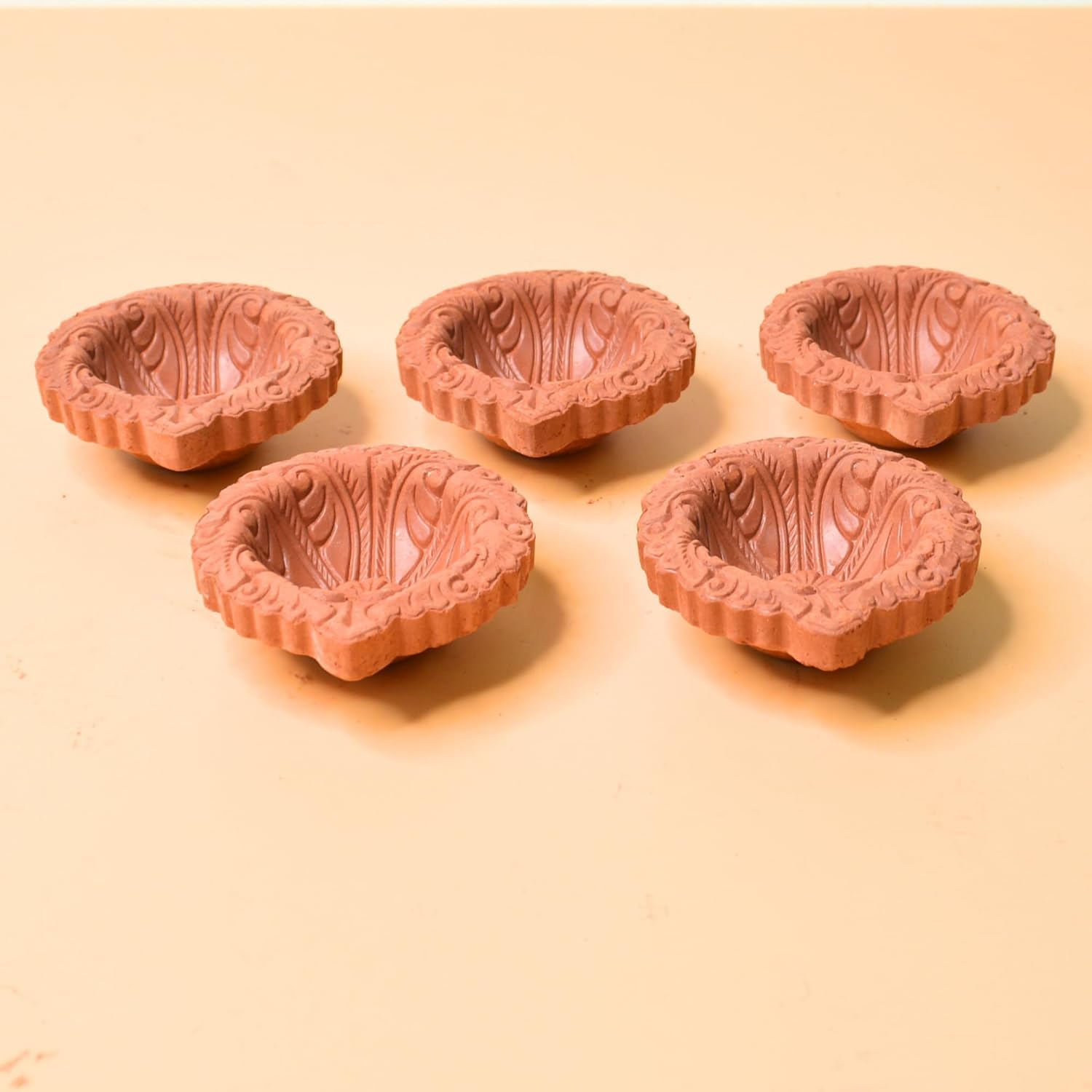 Santarms Mitti Diya for Diwali Decor for Pooja, Home Decoration & Gifts Diya for Home Diwali Festival Decoration, Diya for Laxmi Poojan (1 Pair)