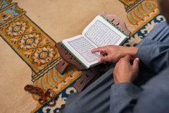 Santarms Holy Quran Book (In Arabic) Sacred Words: Islamic Holy Quran Pak Book in Arabic for Spiritual Enlightenment [Print on Demand (Hardcover)] Quran with English translation