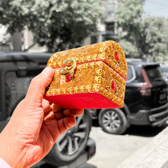 santarms Golden Jewelry Gift Box – 1 pcs Small Elegant Vanity Box for Earrings, Watches & Accessories