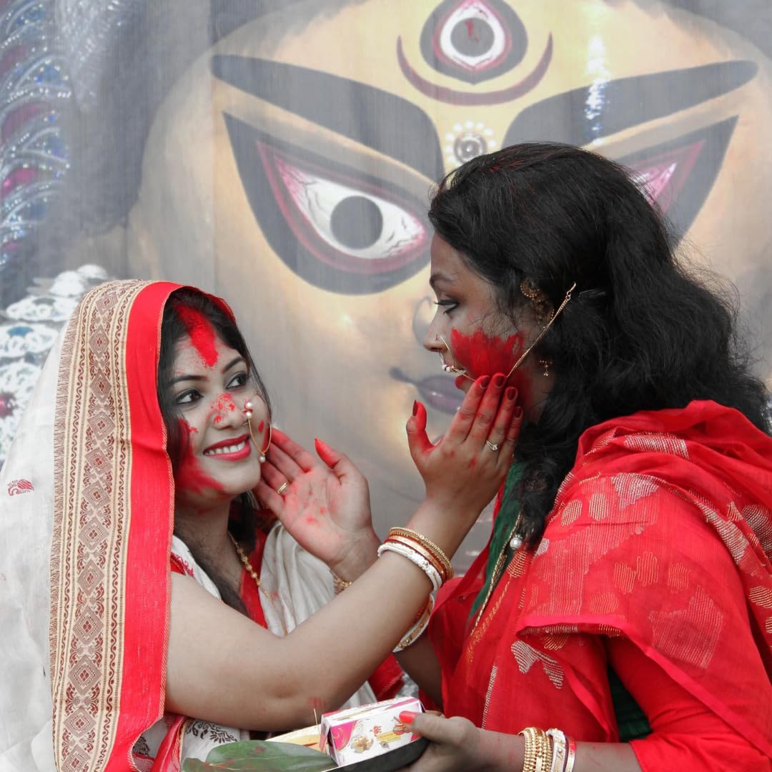 Santarms Natural Laal Sindoor Powder for Women, Red Kumkum Suhaag for Daily Use, Weddings and Puja Use - 10g