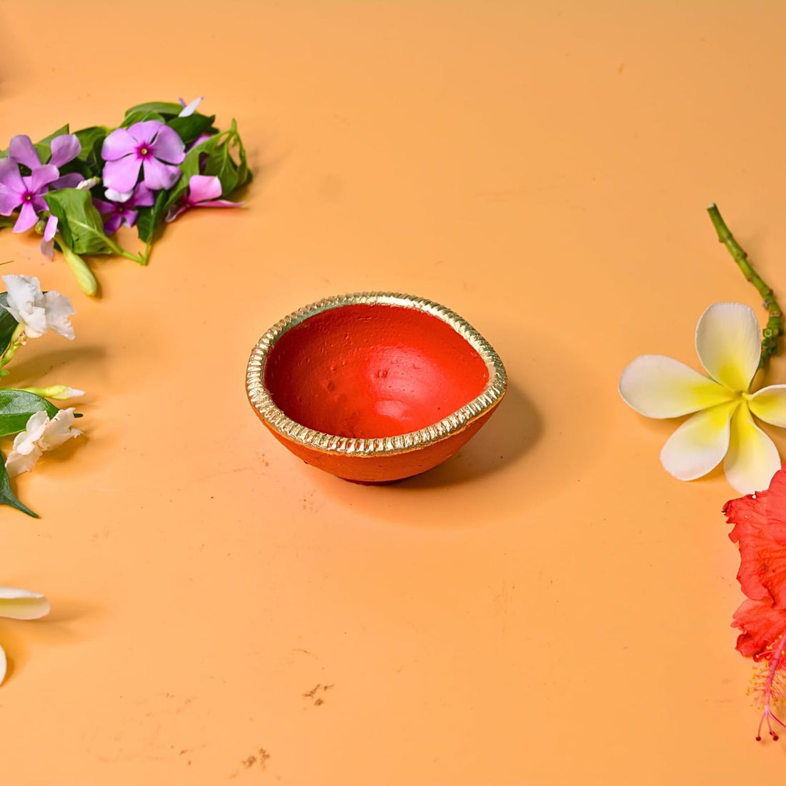 Santarms Mitti Diya for Diwali Decor for Pooja, Home Decoration & Gifts Diya for Home Diwali Festival Decoration, Diya for Laxmi Poojan, Red and Gold (Design 1 (RED Gold) Small (S), 1)
