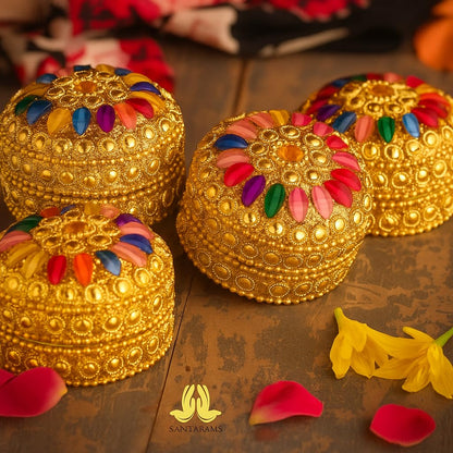 santarms Aluminium Handcrafted Golden Sindoor Box for Women, Jaipuri Round Kumkum Dabbi/Dibbi Sindur Dani with 5gm Red Sindoor and Stick Applicator (4)