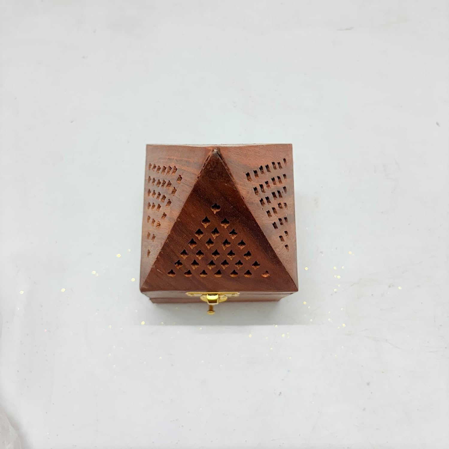 Santarms Wooden Dhoopbatti Stand with Ash Catcher, Sheesham Wood Pyramid Shape Incense Holder, Dhupbatti Box Stand - Pack of 1