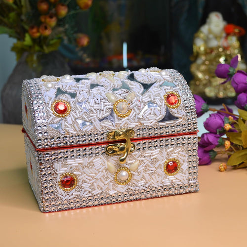 santarms Jewelry Box (White) Shringar Box Married Marriage Women Wedding Gift Gift Vanity Box with Wedding Gift Valentine Gift Gift for Girlfriend jewellery box, Pack of 1