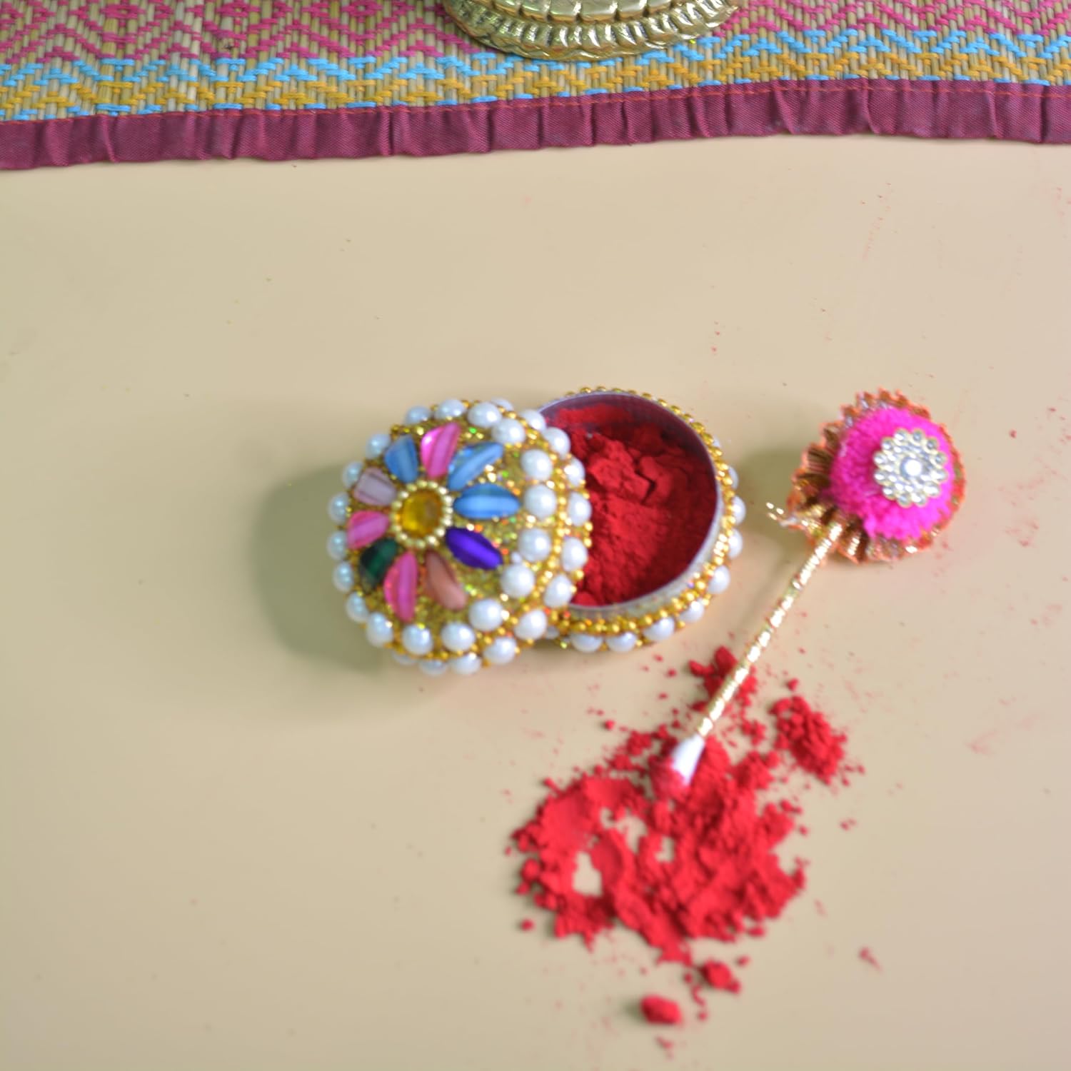 Santarms Natural Organic Red Sindoor Powder 10gm A++ Grade with Kumkum Box and Stick for Women Suhaag Sindur for Daily Use, Weddings, and Pooja