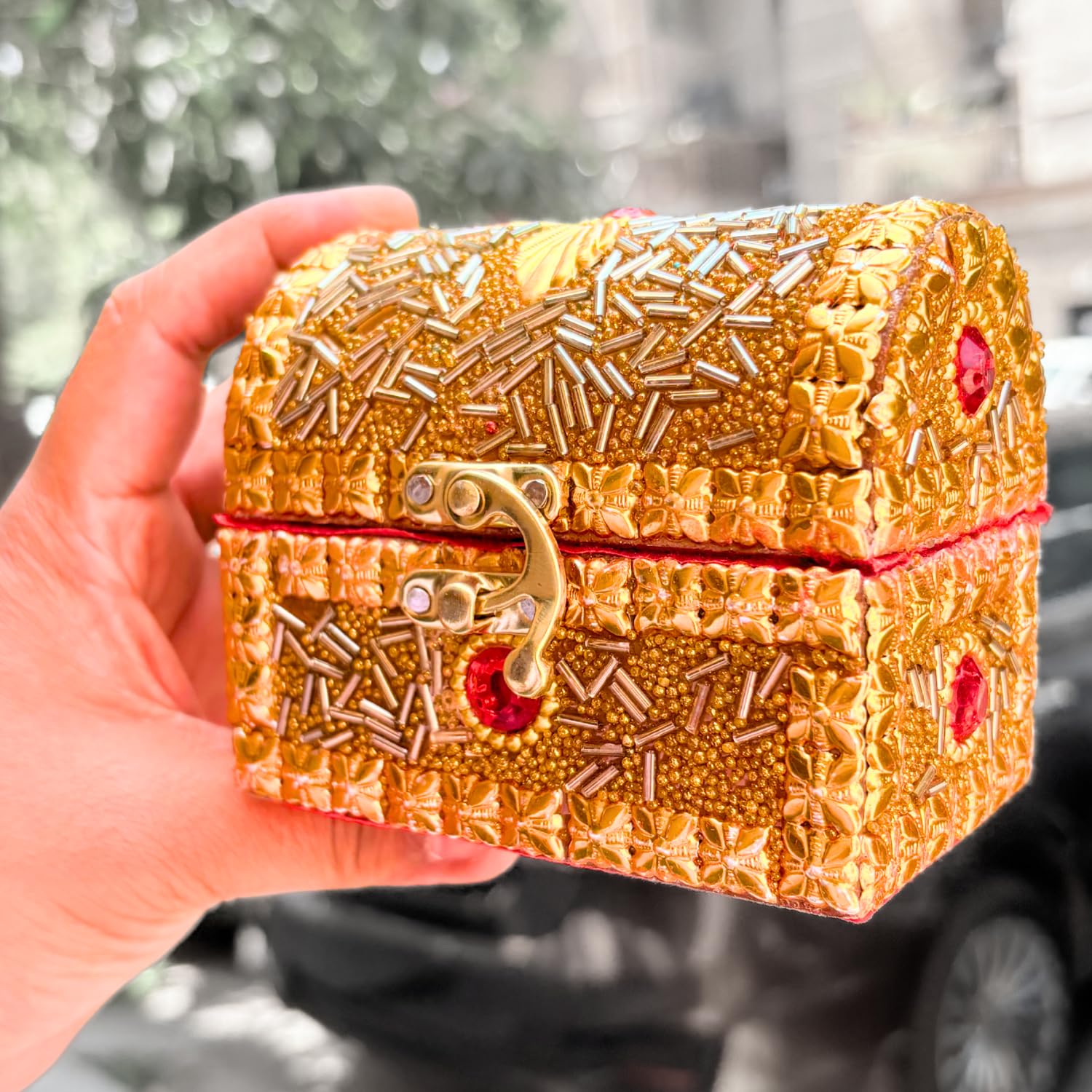 santarms Golden Small Vanity Gift Box – Elegant and Luxurious Box for Jewelry, Watches, Earrings, and Accessories | Perfect for Return Gifts, Weddings, and Special Occasions