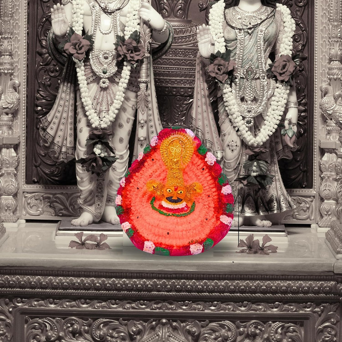 santarms khatu Shyam Baba ji ki murti Idol for car Dashboard Hare ka Sahara humara khatushyam humara, Home Temple Decor Multicolor