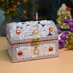 santarms Wooden Jewellery Box with Lock, White Vanity with Beads Work Craft, Handmade Shringar Box for Women, Wedding, Dulhan, Valentine Gift, Makeup Storage Box - Pack of 1