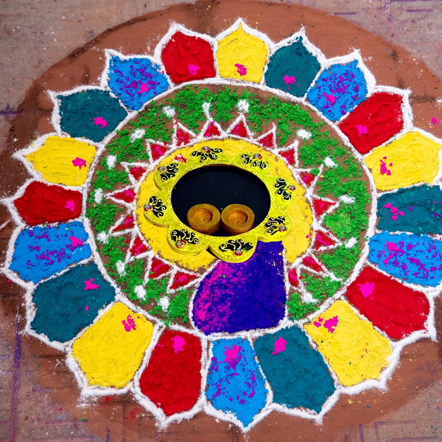 santarms "Wooden Pooja Thali for Puja and Rakhi - Handcrafted Flower Shape Yellow Thali, Perfect for Tilak and Rituals | Elegant and Decorative Pooja Plate | Pack of 1