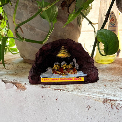 santarms Handmade MATA Vaishno Devi Ji Idol - Divine Vaishno Devi Gufa Statue Resin Craft for Religious Worship & Home Temple Decor for Devotees (Jammu & Kashmir)