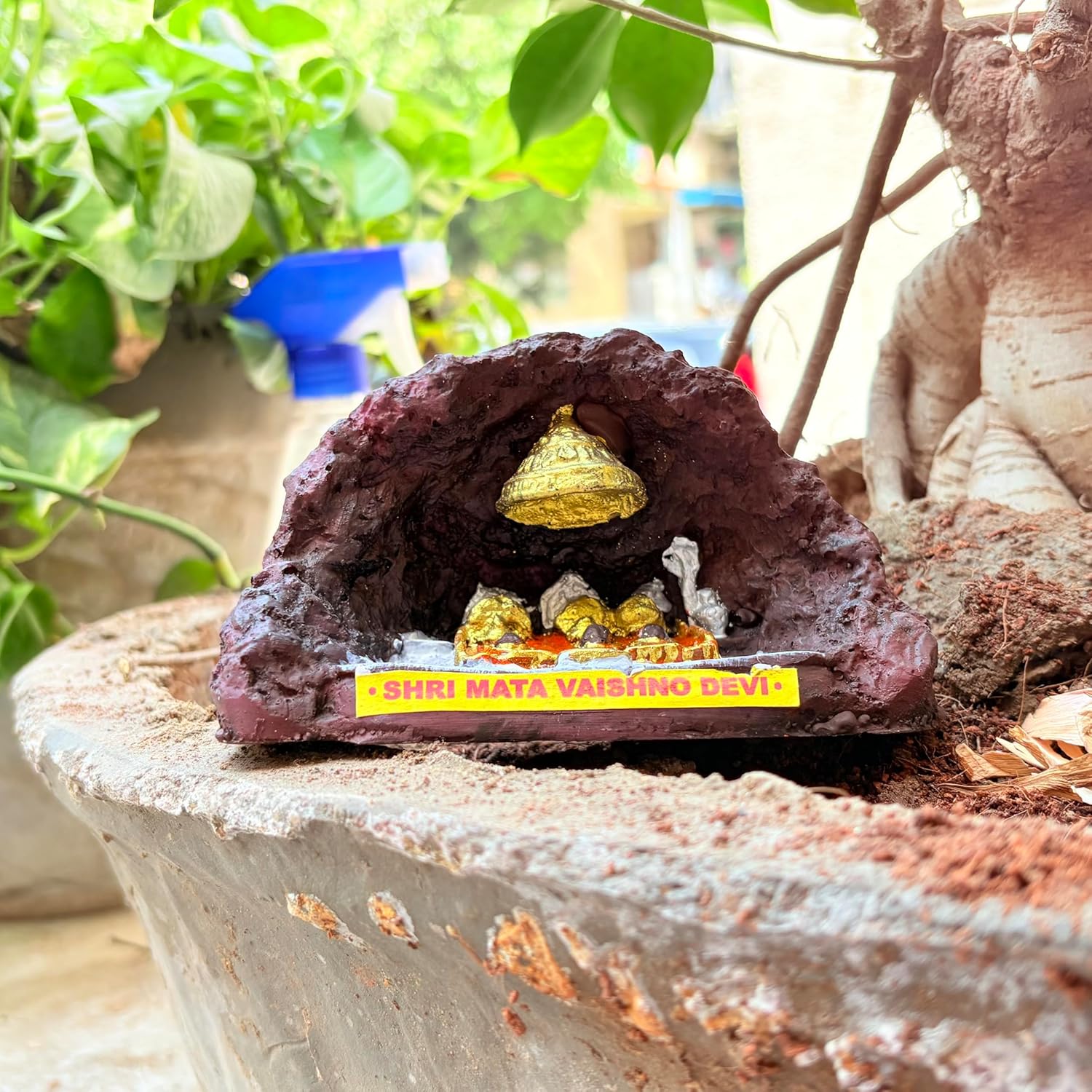 santarms Vaishno Devi Gufa Idol - Handmade MATA Vaishno Devi Statue for Home Temple & Religious Worship Resin Craft, for Devotees (Jammu & Kashmir)