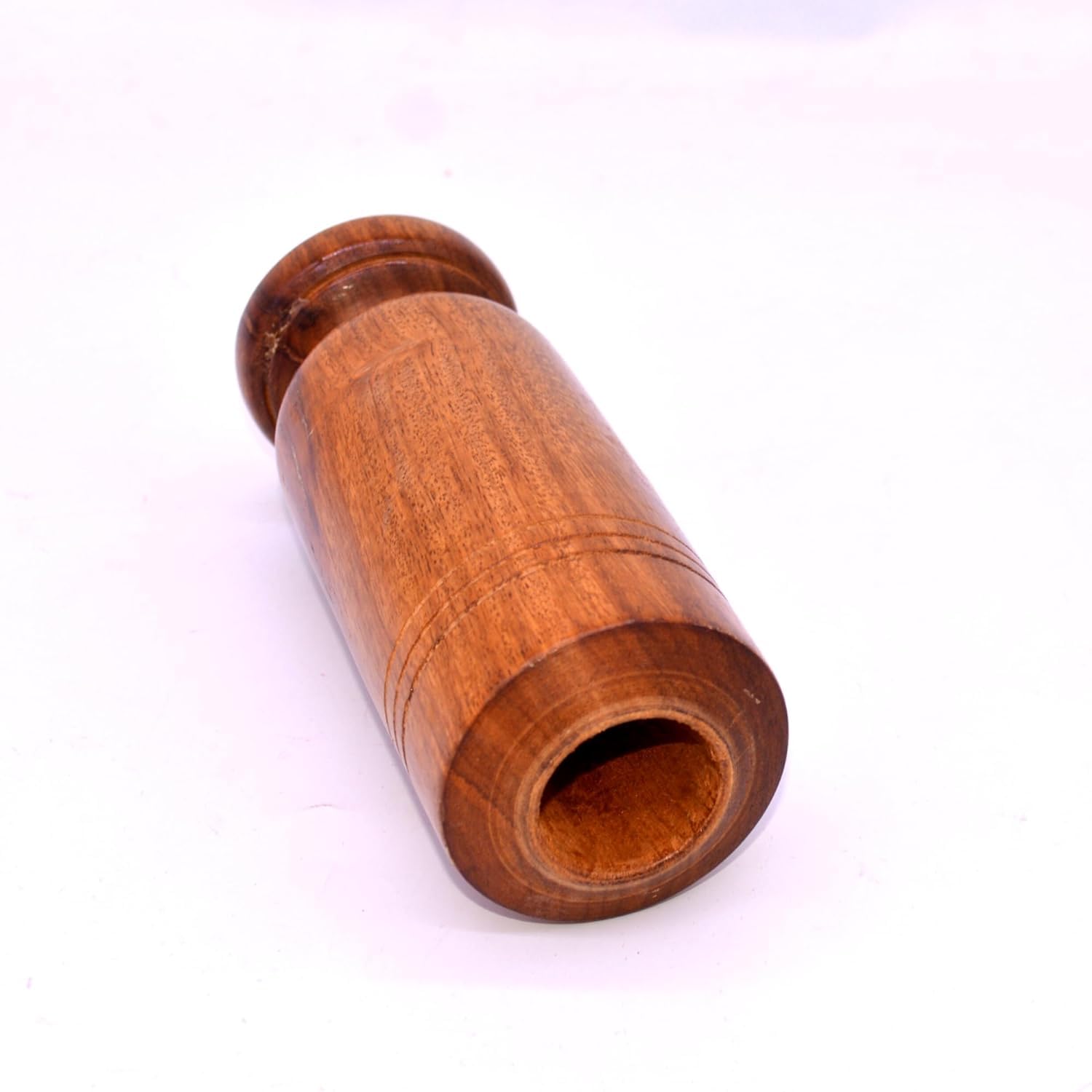 Water soaking in Vijaysar wooden tumbler Santarms