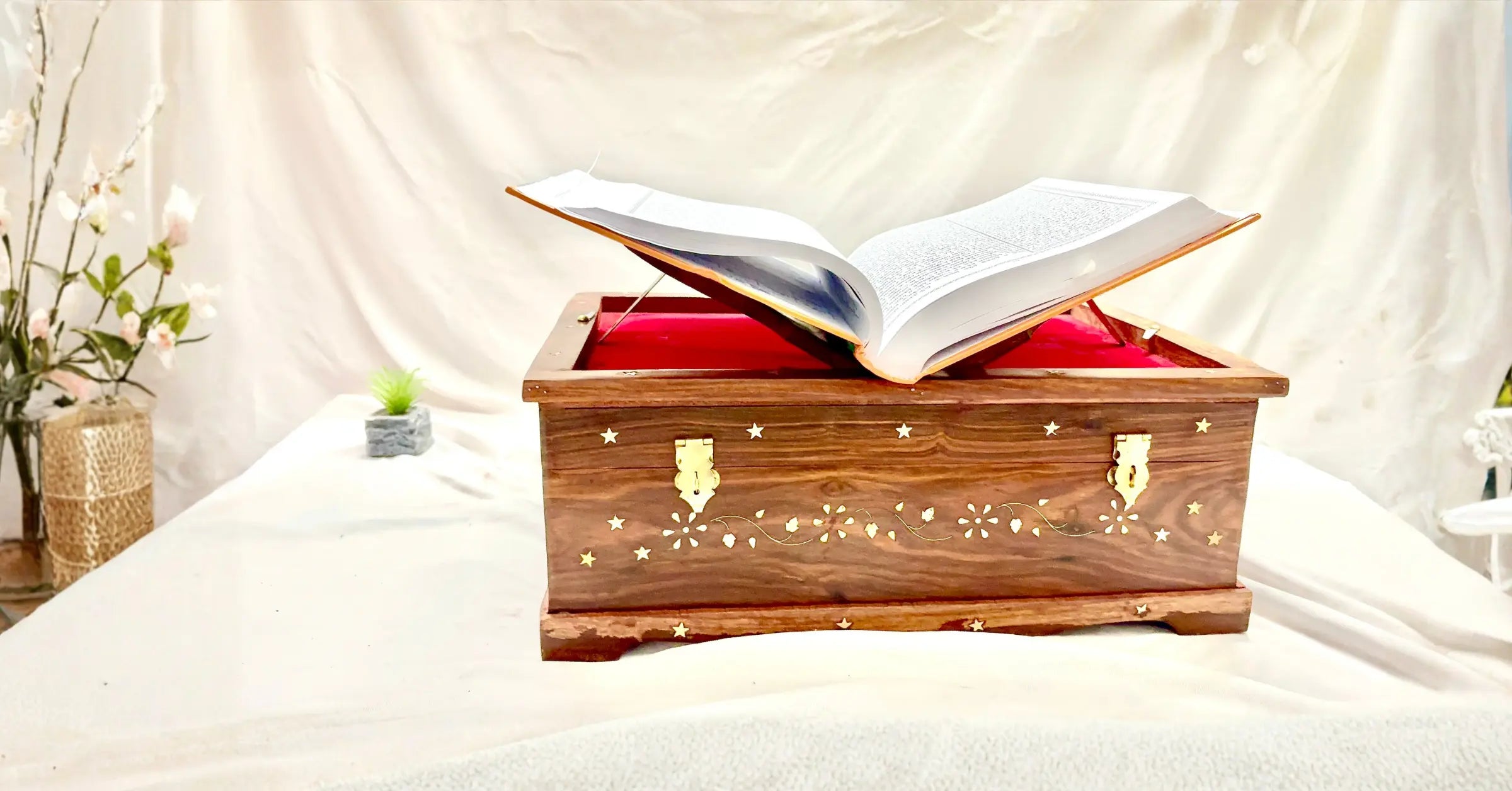 Santarms Buy Handmade Religious Book Stand Onlineslider_item_erKpAy